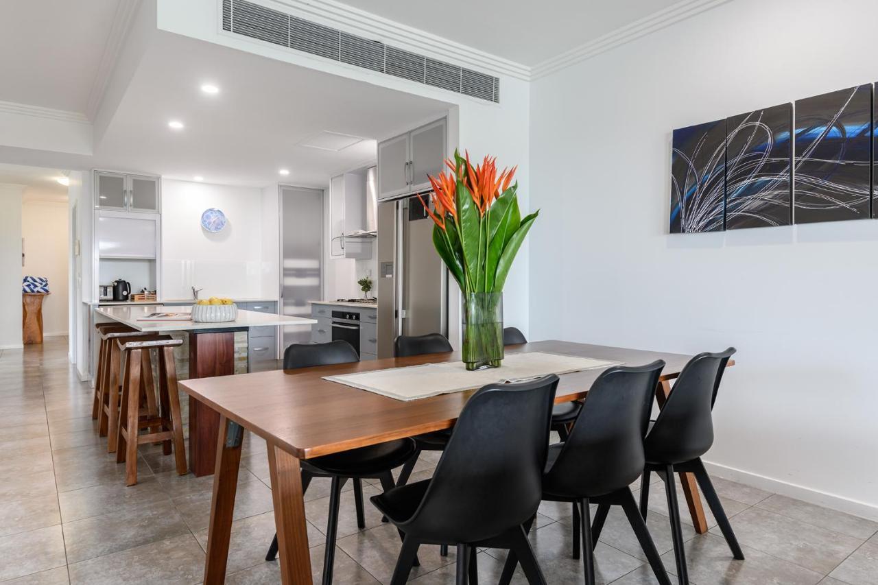 Island Views Beachfront Apartments بالم كوف المظهر الخارجي الصورة