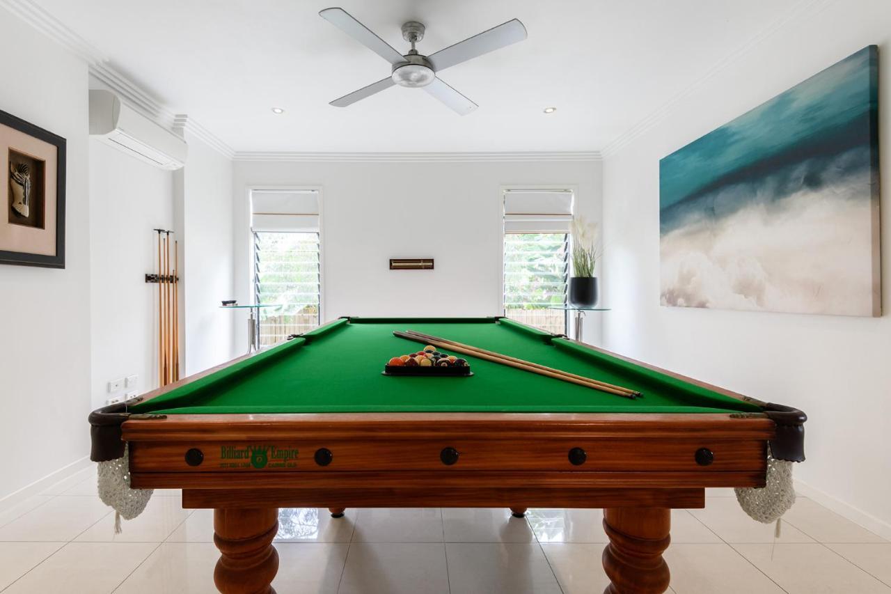 Island Views Beachfront Apartments بالم كوف المظهر الخارجي الصورة