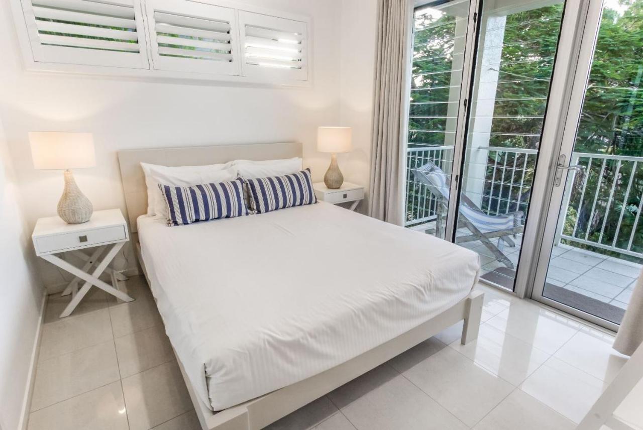 Island Views Beachfront Apartments بالم كوف المظهر الخارجي الصورة