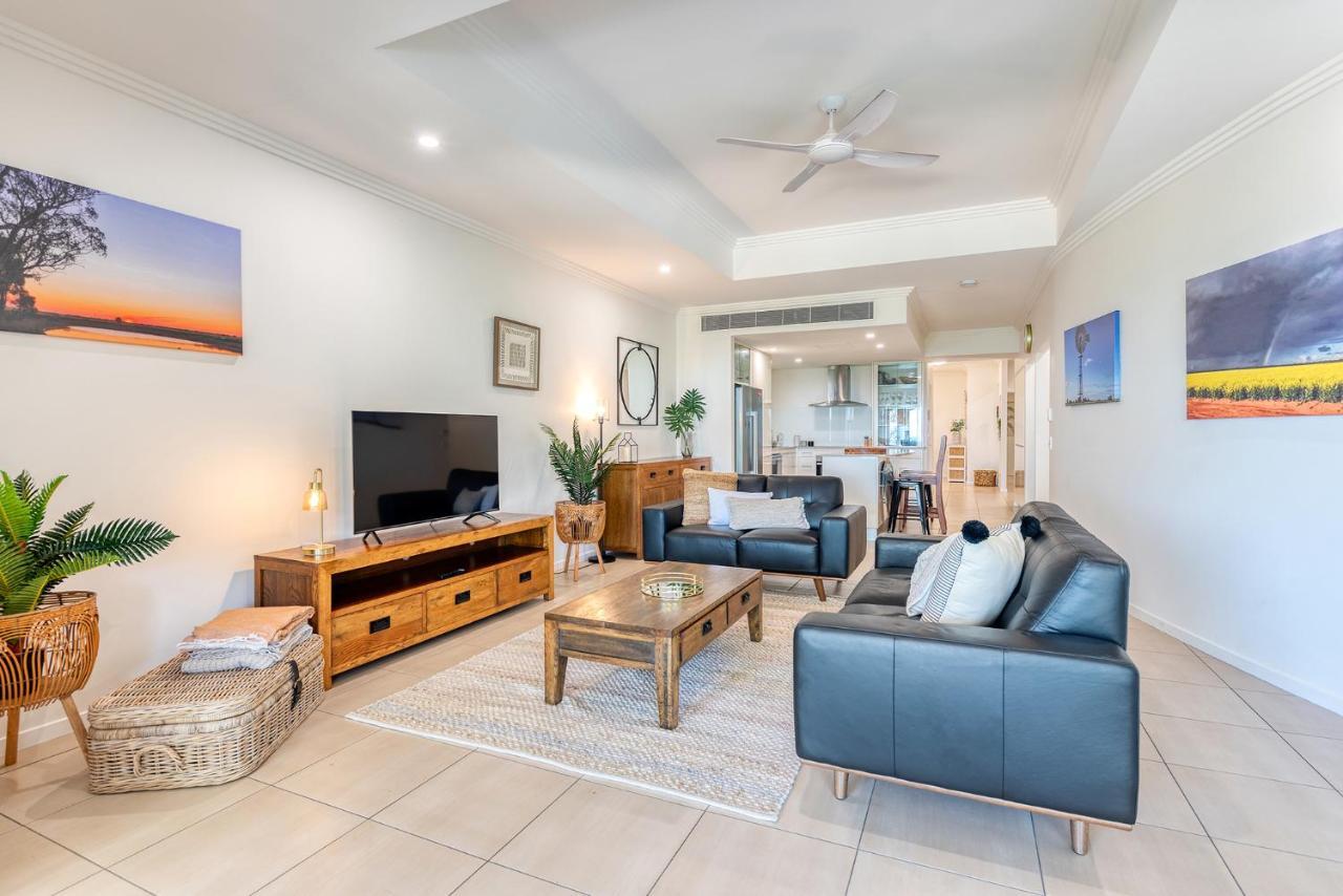 Island Views Beachfront Apartments بالم كوف المظهر الخارجي الصورة