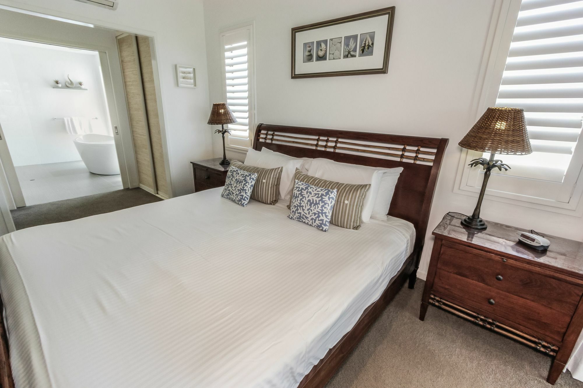 Island Views Beachfront Apartments بالم كوف المظهر الخارجي الصورة